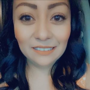 Meet your Posher, Aracely